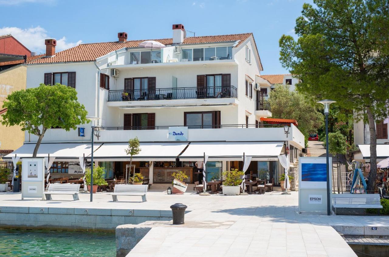 Apartments Dundo Нивице Экстерьер фото